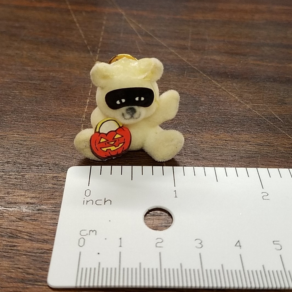 Halloween Vintage Fuzzy Bear Tack Pin